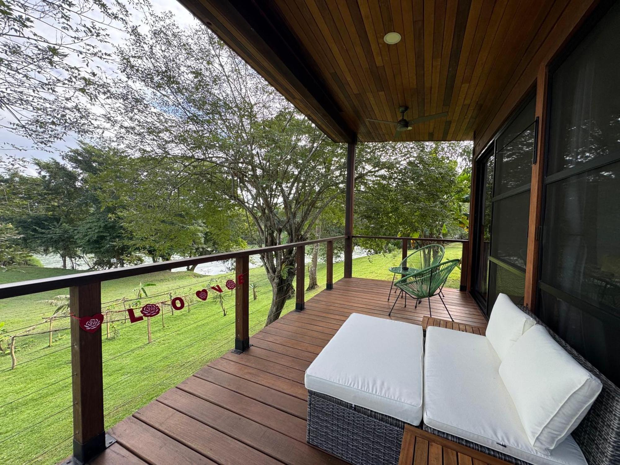 Yumas Riverfront Lodge San Ignacio Exterior photo